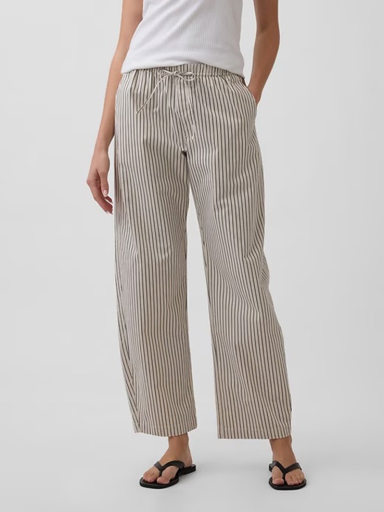 GAP Pants - GAP Mid Rise Easy Barrel Pull On Pants Size Medium